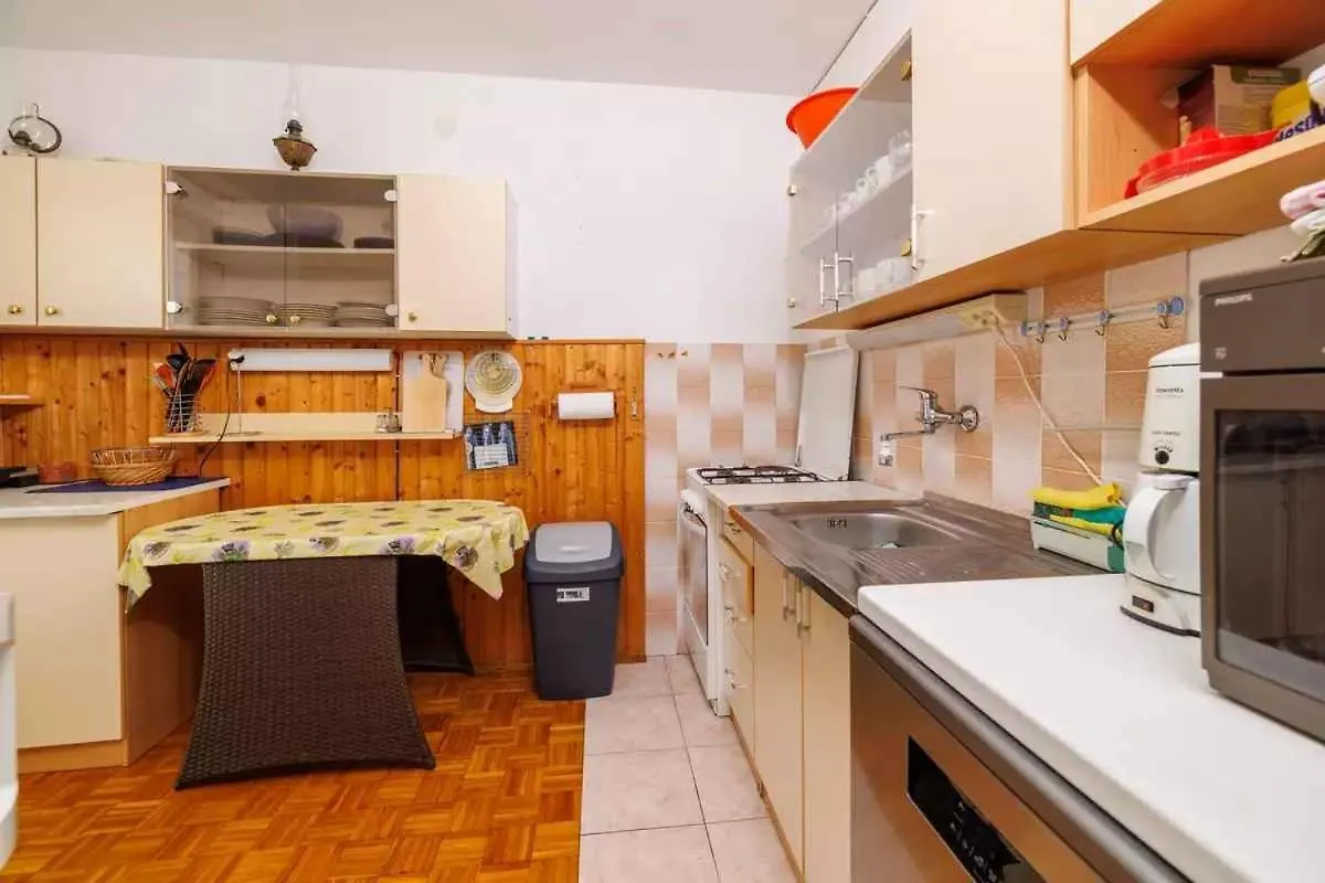 Apartment In Dramalj 51201